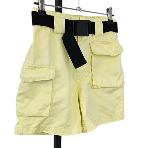 Aritzia TNA Cargo 5" Shorts Size 2XS Yellow Utility Belted High Rise - Picture 3 of 7